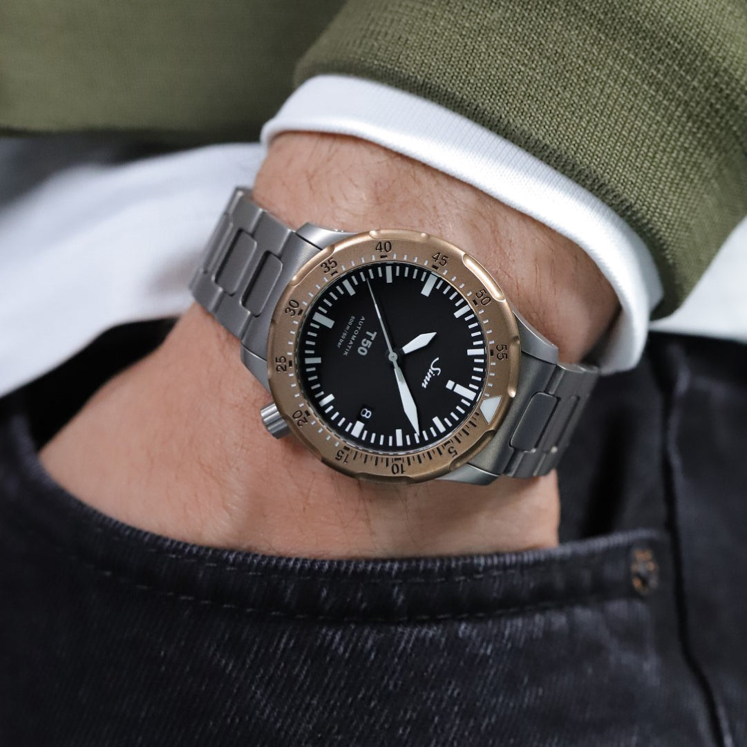 Shop SINN T50 GBDR Watch – Premium Timepiece with H-Link Bracelet Design.