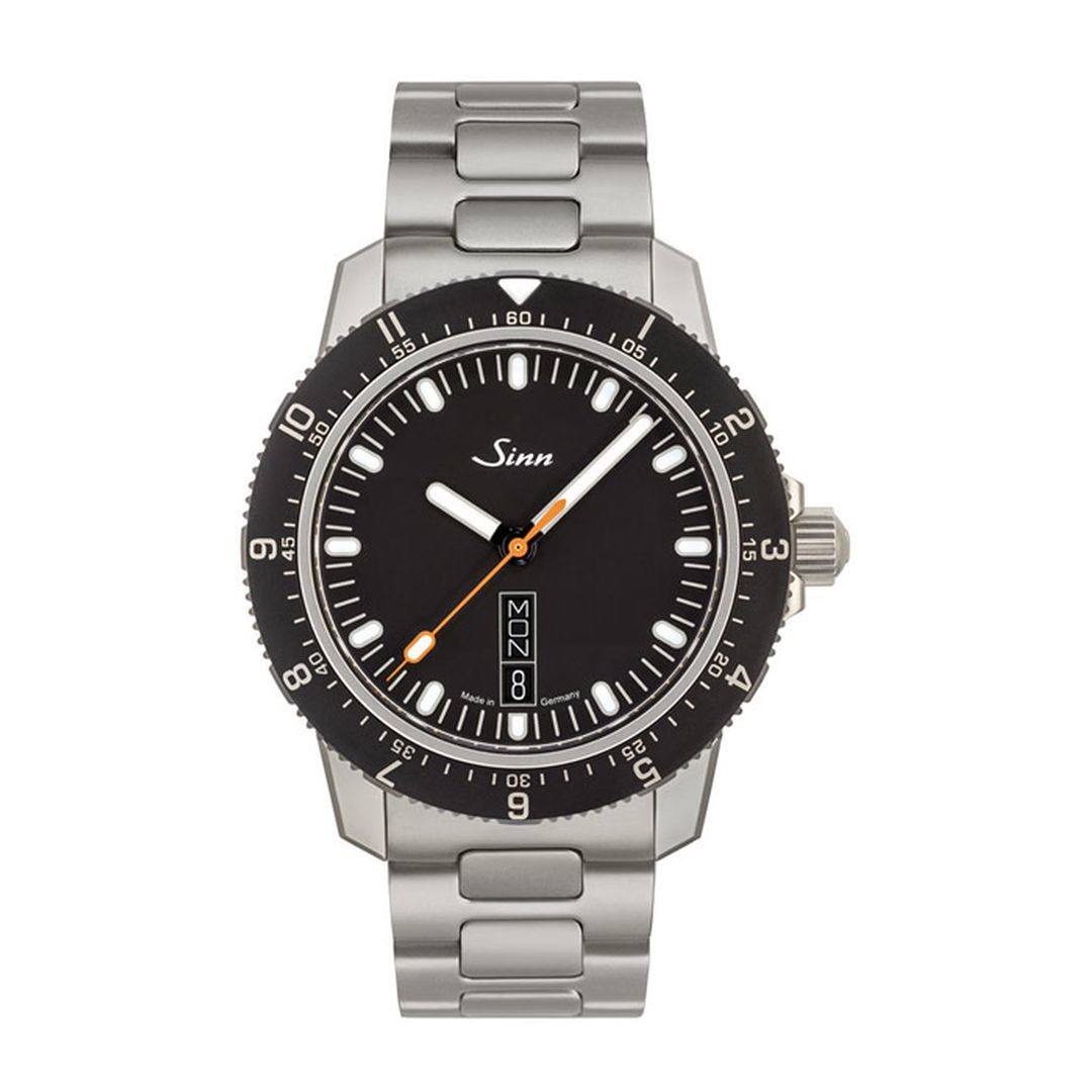 Sinn 105 ST SA Watch Features - Rotating Bezel, Screw-Down Crown