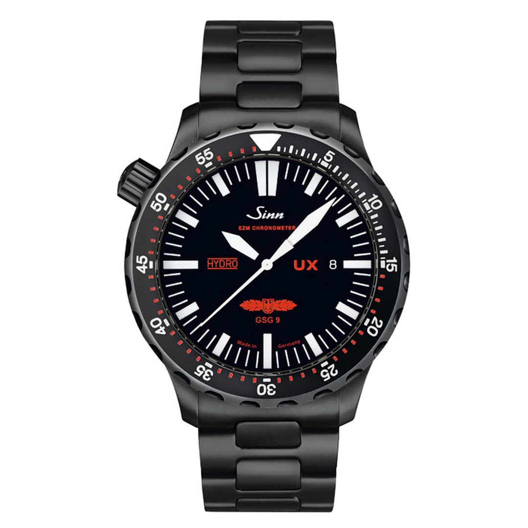 Buy Sinn UX S Special Forces Watch – Closed Caseback for Maximum Waterproofing | 5000m waterproof.