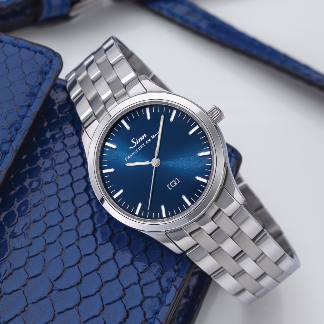 Sinn 434 ST B Closed Caseback