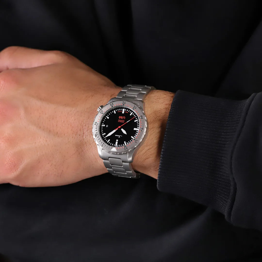 Sinn U50 HYDRO Watch – Scratch-Resistant Sapphire Crystal | unbreakable clarity, dive-ready.