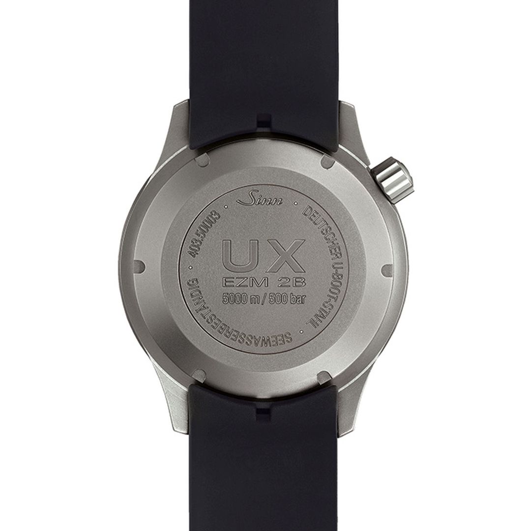 Order Now – Closed Caseback for Maximum Protection | 5000m waterproof seal | Watch | strap | silicon | black