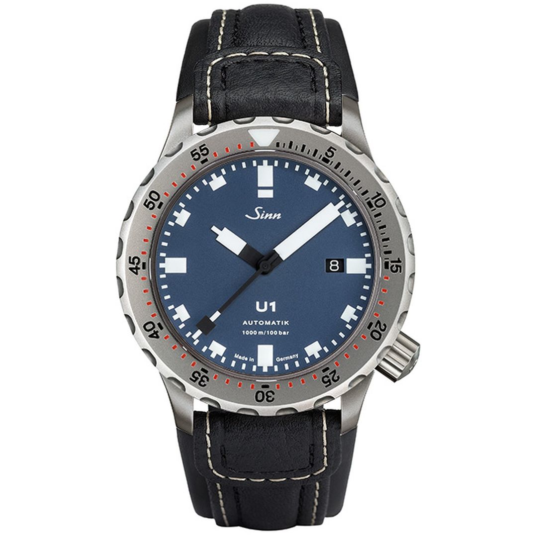 Secure Sinn U1 B Watch – Scratch-Proof Sapphire Crystal | Sapphire crystal watch, unbreakable clarity, dive-ready.